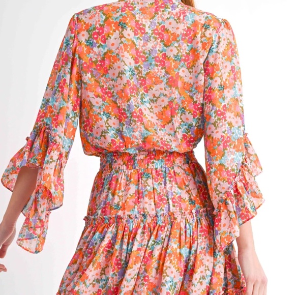 Lisa Dress - Picture 5 of 9